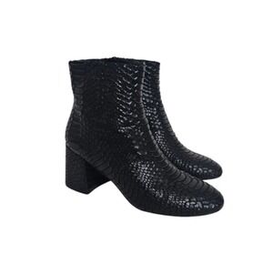 Steve Madden Black Snakeskin Ankle‎ Boots Womens Size 7.5Block Heel Faux Leather